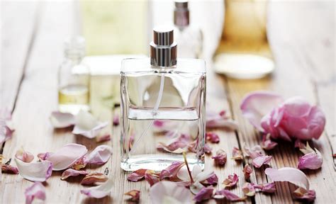 how fake perfume is made
